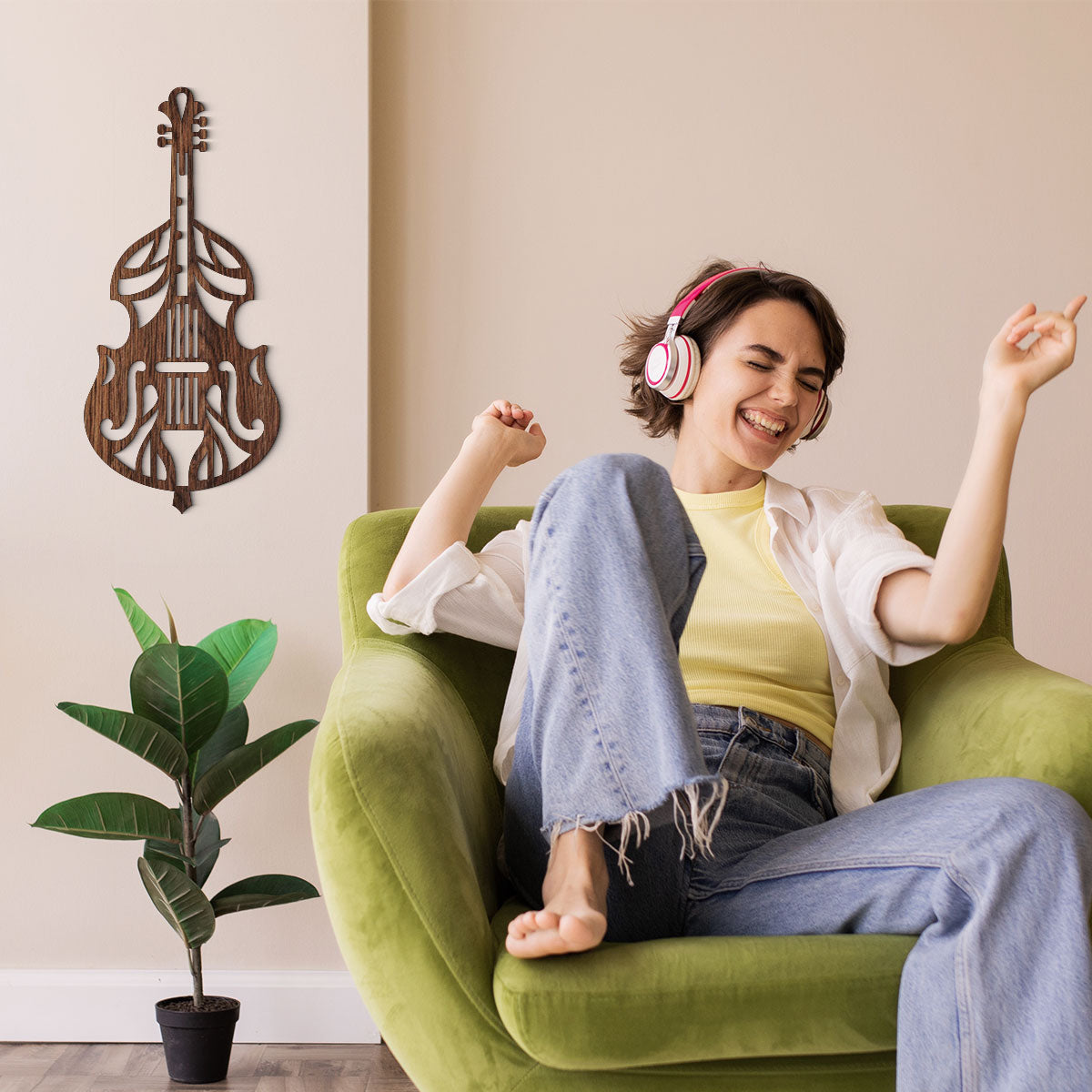 Violín - Figura decorativa en madera